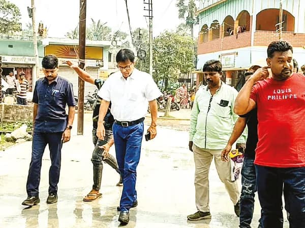 এই প্রথম কংক্রিটের পাকা রাস্তা&nbsp; পেলেন খেজুরতলা, নিবড়াবাসী