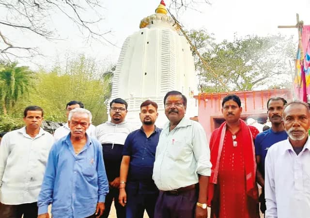 শিবরাত্রিতে বেলদার কেদারনাথ জিউ মন্দিরে ব্যাপক ভক্ত সমাগম ও মেলা
&nbsp;