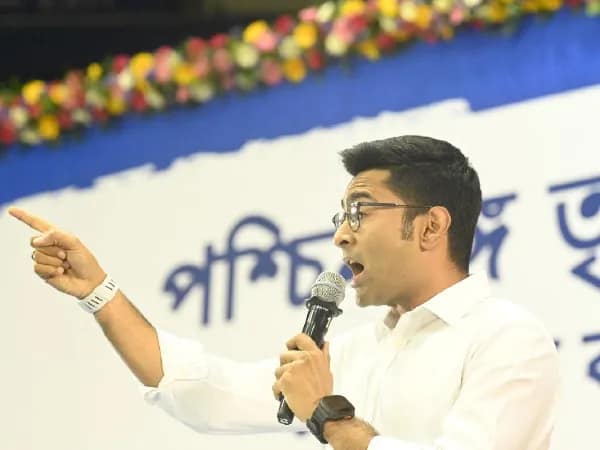 বারবার হেরেও বিজেপির চক্রান্ত চলছে,&nbsp; &nbsp;বাংলাকে আগলে রাখার বার্তা অভিষেকের