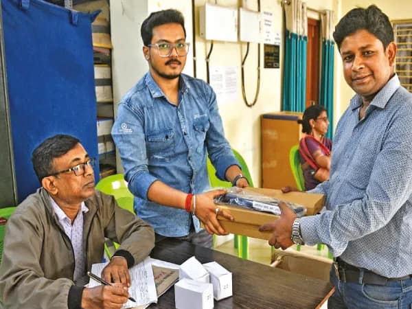 উচ্চমাধ্যমিকে শতাধিক কেন্দ্রের জন্য দেওয়া হল মেটাল ডিটেক্টর