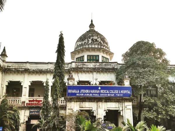 নয়া পদ্ধতিতে ব্রেস্ট ক্যান্সারের প্রথম অস্ত্রোপচার এমজেএনে