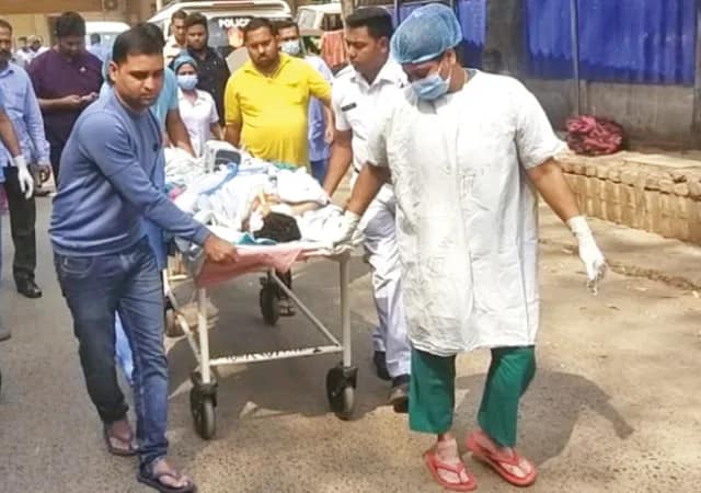 সার্ভিস রিভলভার থেকে গুলি, বিয়ের ৩ দিন আগে আত্মহত্যার চেষ্টা কনস্টেবলের