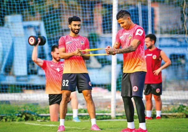 ফুটবলারদের ক্লান্তি কাটাতে বিশ্রামের দাওয়াই অস্কারের