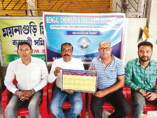রাত্রিকালীন ওষুধ পরিষেবা শুরু, রোস্টার মেনে খোলা থাকবে একটি করে দোকান