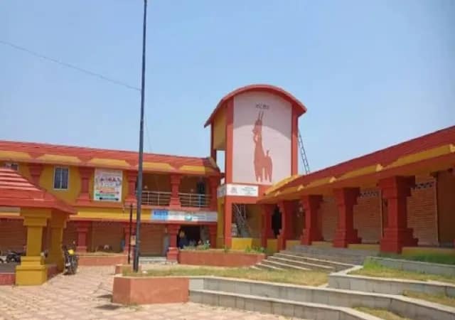 কর্মতীর্থে দোকান না খোলার জের &nbsp;চুক্তি বাতিল করে ফের বণ্টন
