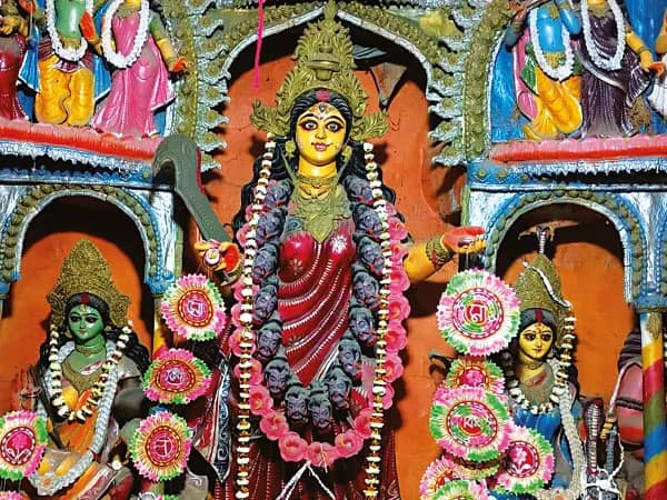 শ্যামপুরে শীতলা পুজোর বনভোজন যেন মিলনমেলা