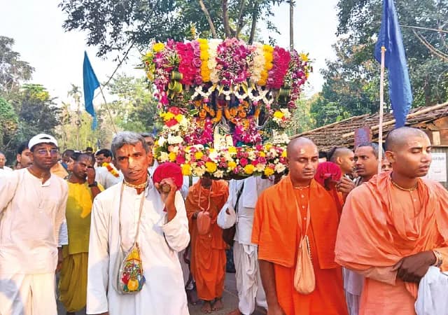 ইসকনের নবদ্বীপ মণ্ডল পরিক্রমা শুরু