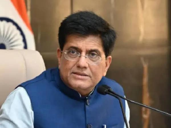 হঠাৎ আমেরিকা সফরে বাণিজ্যমন্ত্রী, কারণ নিয়ে জল্পনা
