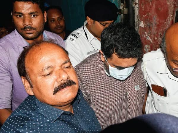 ট্যাংরা কাণ্ড: হাসপাতাল থেকে&nbsp; &nbsp;ছাড়া পেয়ে ধৃত ছোটভাই প্রসূন