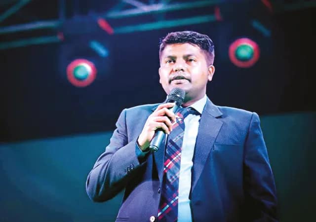 ৭০০ কোটি প্রতারণার পর্দা ফাঁস,&nbsp;সর্বস্বান্ত ৫০ হাজার, বান্ধবী সহ ১২ ডিরেক্টরই দুবাইয়ে ফেরার