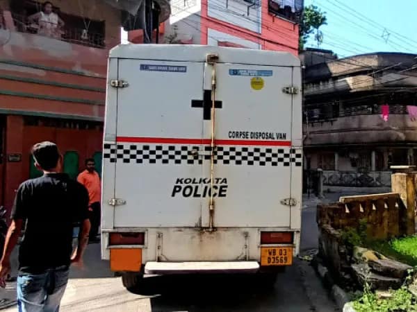 ৫ লক্ষের ঋণ! শিশুপুত্রকে&nbsp; &nbsp;খুন করে আত্মঘাতী দম্পতি