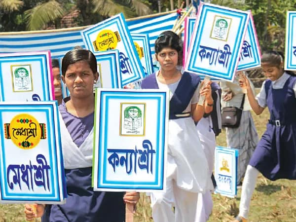 এআই এবার কন্যাশ্রী প্রকল্পেও,&nbsp;&nbsp;নারী দিবসের আগে রাজ্যের বড় পদক্ষেপ