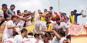 SafeValue must use [property]=binding: হুগলির শ্রীরামপুরে মাহেশের জগন্নাথ মন্দিরে স্নানযাত্রা উৎসব (see http://g.co/ng/security#xss)